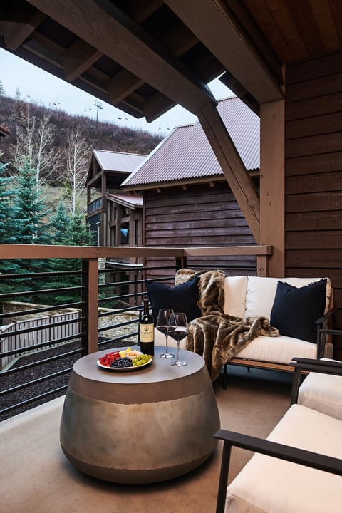 3rd Floor Covered Patio with Mountain Views