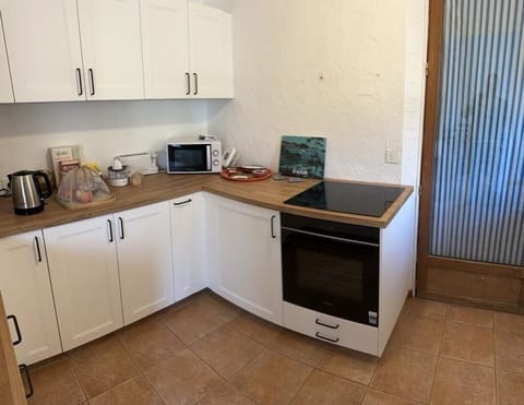 Cuisine neuve équipée 