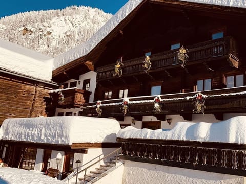 Triple room, shower/toilet on the floor, balcony - Oberer Gollmitzer, Ferienhof House in Carinthia, Austria