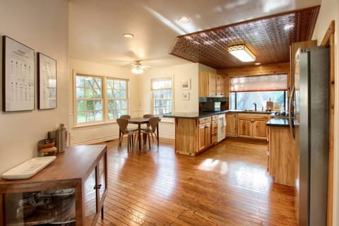 Bright, open and airy!