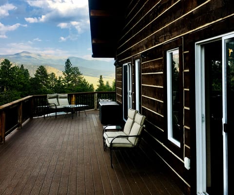 800 S.F. Deck with a view over the Arkansas River Valley and Mtns beyond