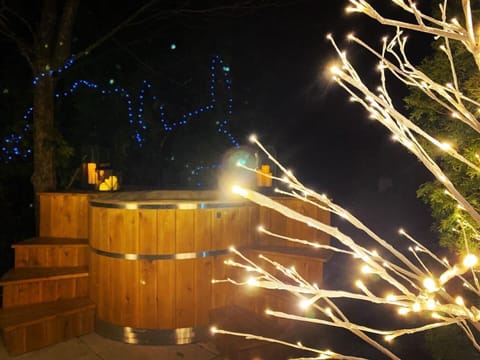 Relax in the gorgeous cedar hot tub overlooking the lake! 