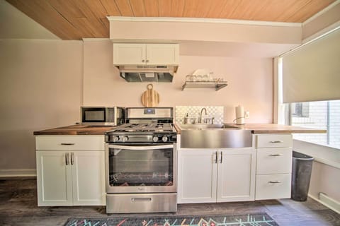 Kitchen | Trash Bags | Paper Towels