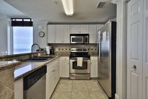 Fully stocked kitchen.