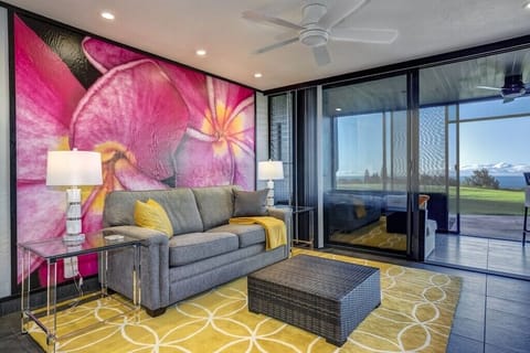 Living Room with Sofabed and Ocean View over Golf Course