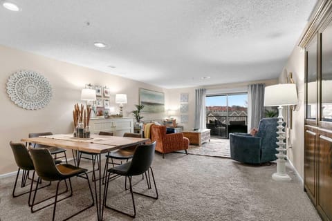 Welcome to Foothills at Thousand Hills Golf Resort! You've found the perfect place!