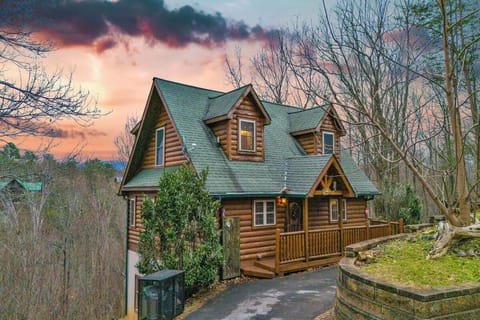 Mountain Man's exterior