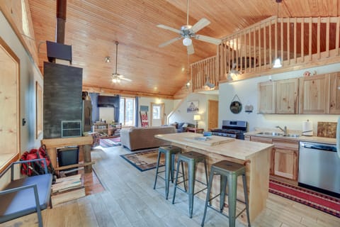 Kitchen | Cooking Basics | Island Seating | Dishes & Flatware