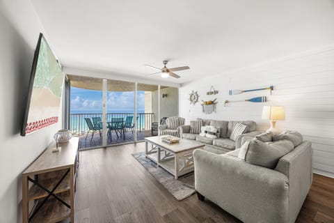 Gulfside 505 Living Room
