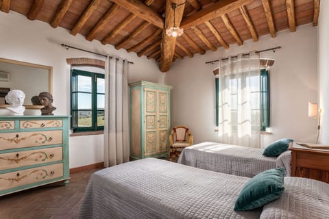 agriturismo-la-papessa-chianti-san-donato-farmhouse-rododendro-bedroom