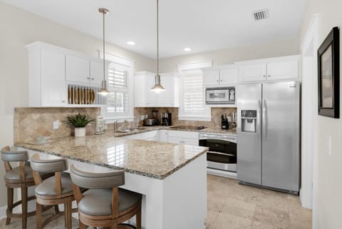 Kitchen with plenty of counter space
