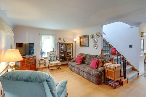 Port Clinton Vacation Rental | 4BR | 2BA | 6 Stairs to Enter | 1,600 Sq Ft