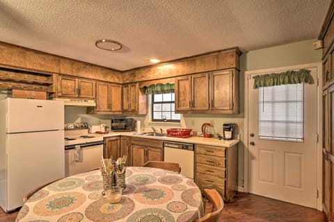 Kitchen | Fully Equipped | Keurig