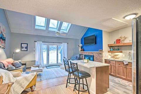 Plymouth Vacation Rental | 2BR | 2.5BA | 1,420 Sq Ft | Stairs Required to Enter