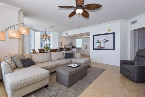 Silver Beach Towers East 1006 - Open Living Area