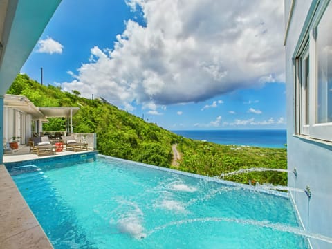 La Vallee View Villa - Ocean View luxury home