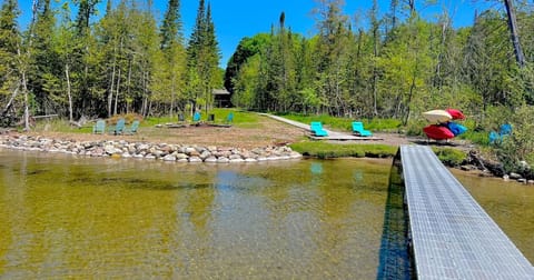 WELCOME TO THE UNSALTED MERMAID LAKEFRONT RETREAT!

