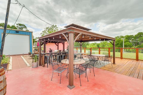 Martindale Vacation Rental | 3BR | 3BA | 2,000 Sq Ft | Step-Free Access