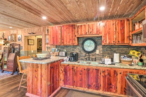 Kitchen | Toaster | Drip Coffee Maker | Ice Maker | Water Filter