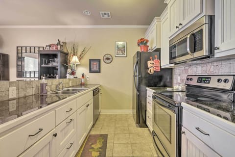 Kitchen | Fully Equipped