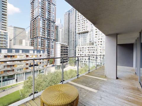 Building, Property, Skyscraper, Lighting, Sky, Interior Design, Urban Design, Tower, Tower Block, Cloud