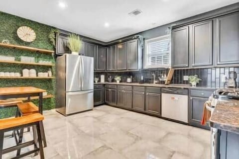 9fc4929d 38d7 48f0 9fab 97f1a45812b8