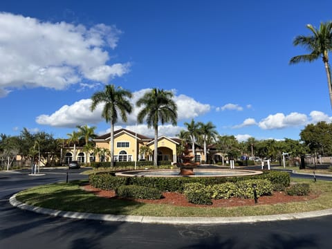 Clubhouse/ Entrance to the community 