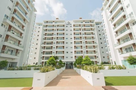 Front elevation/view of the apartment building