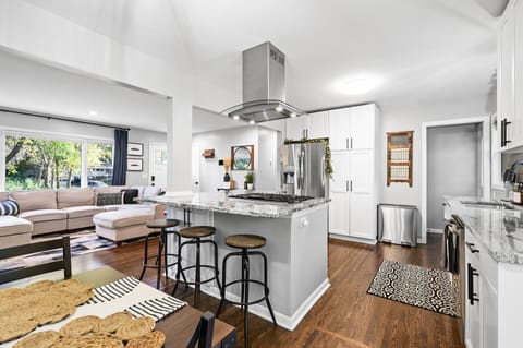 Kitchen and dining area.