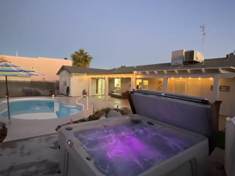 Large yard, pool,  Jacuzzi, Casita, free WiFi and Cable throughout the property.