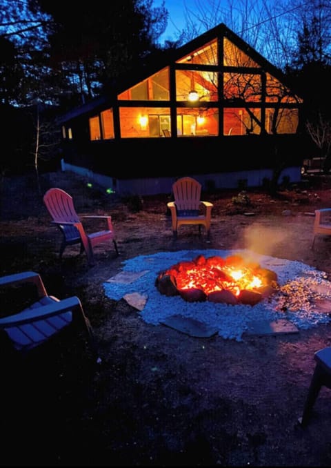 Fire pit/bring firewood 