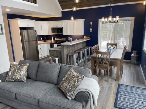 Dinning and kitchen area with plenty of space to entertain 