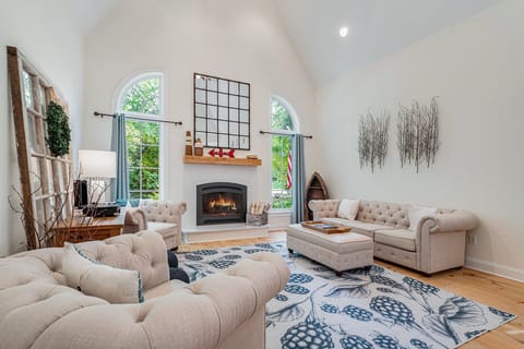 Living room with gas fireplace