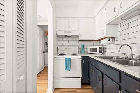 Homemade comfort, made easy.

STR Permit # 2021028384