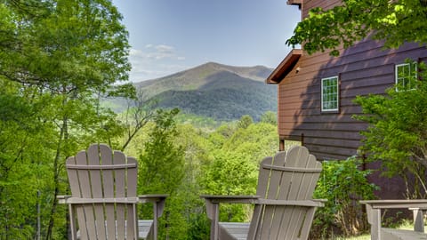 Side of house seating to enjoy the beautiful view