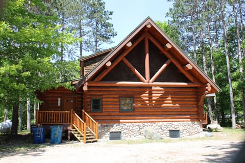 Main entry with parking space for up to 10 cars.