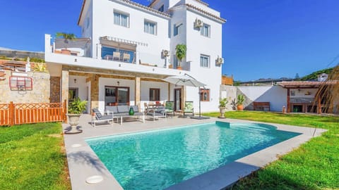 Villa Isabel Vélez-Málaga by Ruralidays
