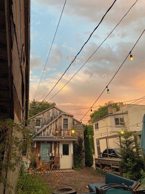 Shared courtyard (View of City Cottage is pictured here, not City Apartment)