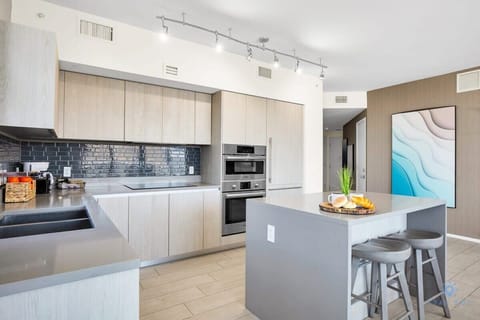 Fully-equipment kitchen