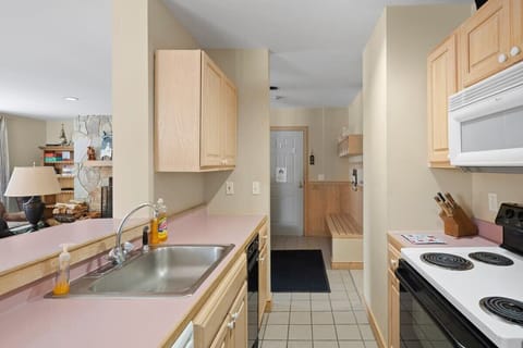 Kitchen & Mudroom entry.