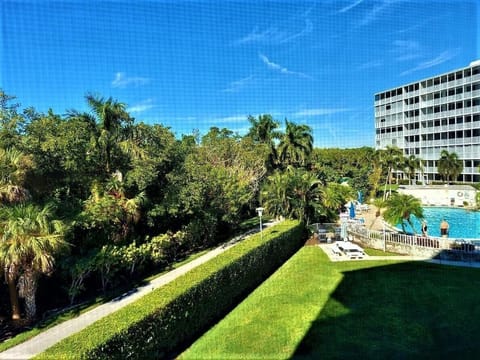 This is the view from the lanai.