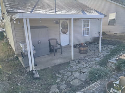 Patio/grill