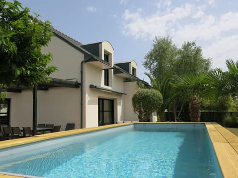 Furniture, Property, Comfort, Azure, Wood, Textile, Building, Interior Design, Bed Frame, Bed