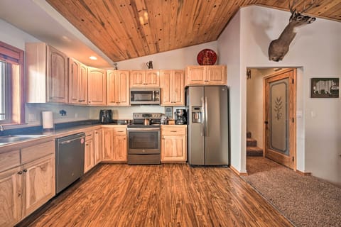 Kitchen | Fully Equipped