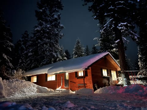 Remodeled top to bottom! Old growth forest, private street and sledding