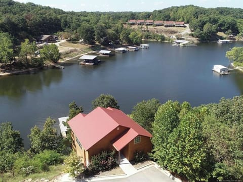 Cabin at Dripping Springs Cove 🛶