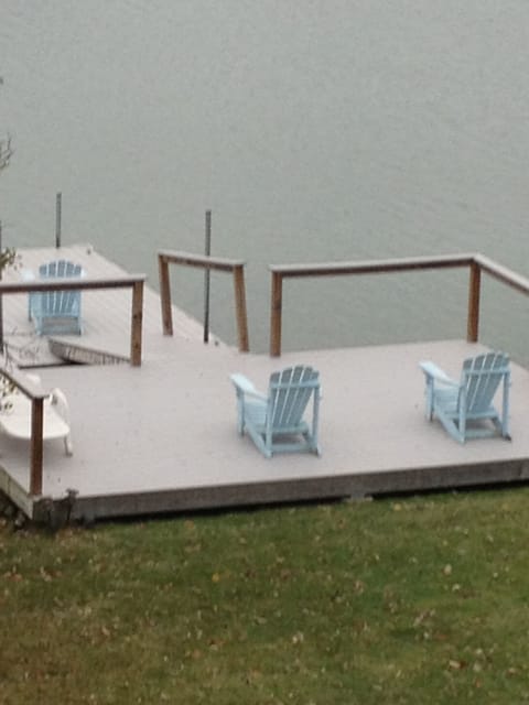 Dock and deck from morning coffee to sunset coctails 