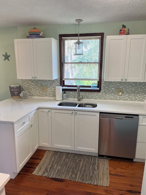 Brand new kitchen as of 5/24.