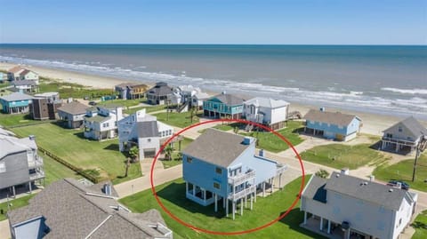 Located just off the beach and offers ocean views from almost every room!