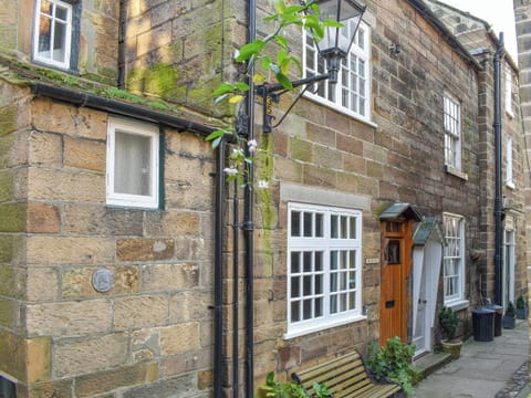 Exterior | Oakfield Cottage, Robin Hoods Bay